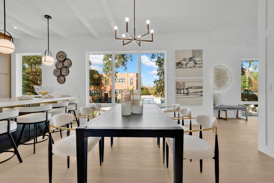 Furnished interior view inside a new home in , Orlando (Image 51).