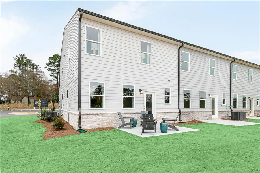 Exterior details and patio area of a home in Darlington, Loganville (Image 3).