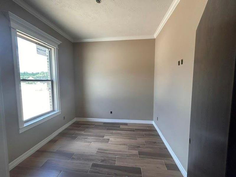 Spacious, unfurnished interior of a new home in , Lumberton (Image 8).