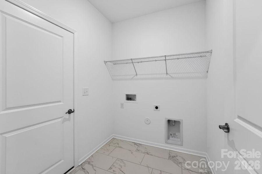 Spacious, unfurnished interior of a new home in Roselyn, Lancaster (Image 25). Spacious, unfurnished interior of a new home in Roselyn, Lancaster (Image 25).