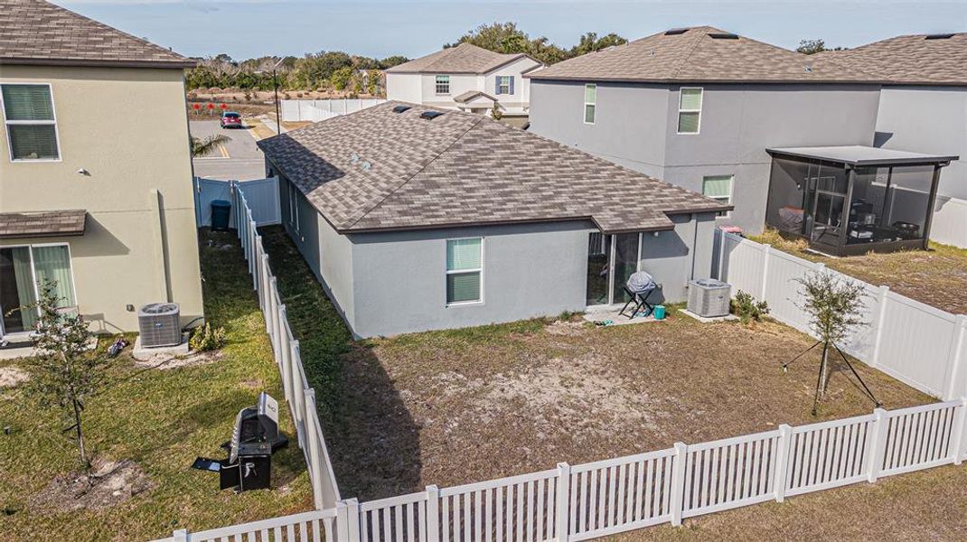 Exterior details and patio area of a home in , Spring Hill (Image 21).