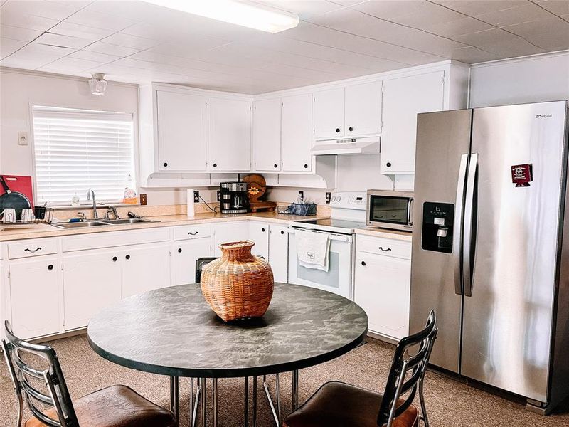Furnished interior view inside a new home in , Graford (Image 10).