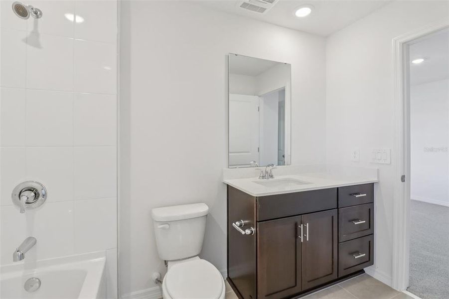 Furnished interior view inside a new home in The Reserve at Hammock Oaks Townes, Lady Lake (Image 11). Furnished interior view inside a new home in The Reserve at Hammock Oaks Townes, Lady Lake (Image 11).