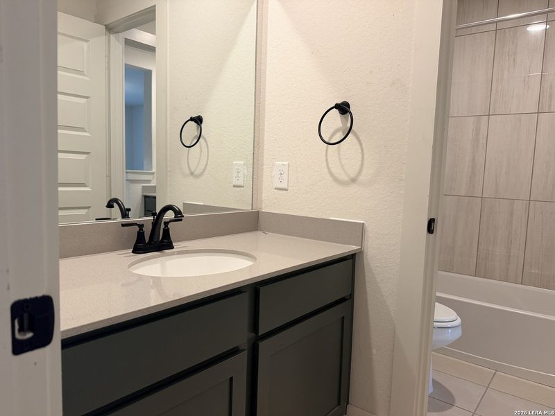 Furnished interior view inside a new home in Buffalo Crossing, Cibolo (Image 6).