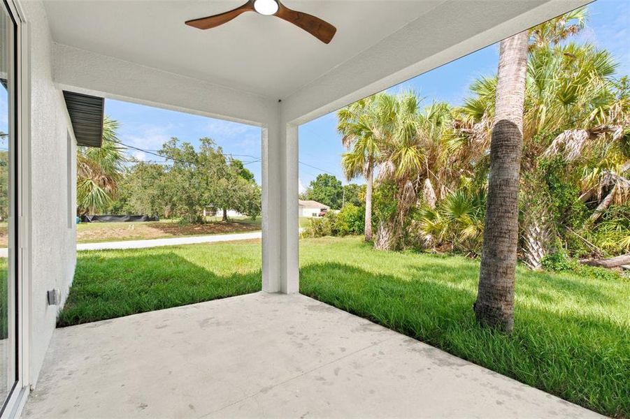 Exterior details and patio area of a home in , North Port (Image 3).