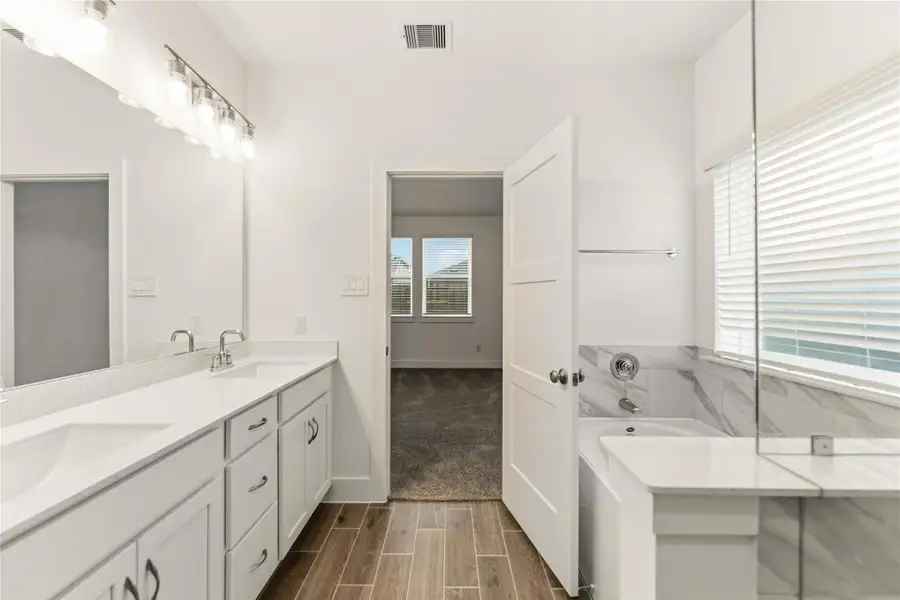 Furnished interior view inside a new home in Sunterra, Katy (Image 5). Furnished interior view inside a new home in Sunterra, Katy (Image 5).