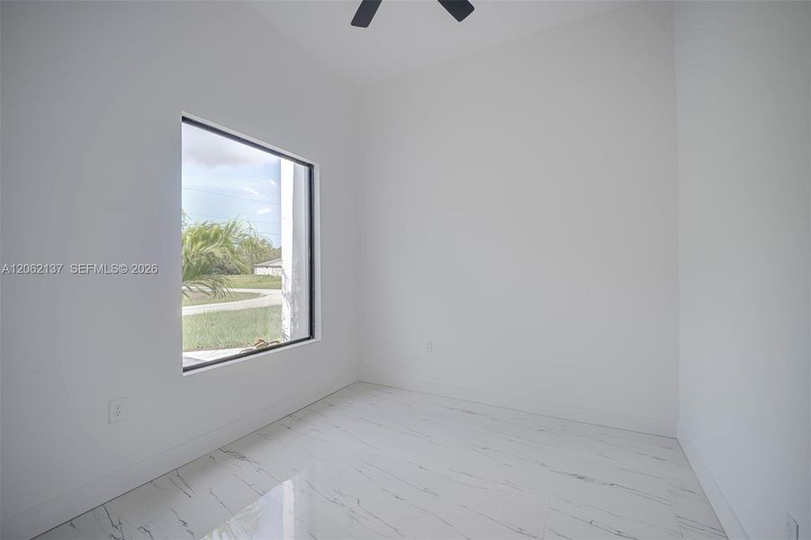 Spacious, unfurnished interior of a new home in , Lehigh Acres (Image 19).