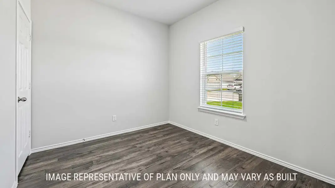 Representative unfurnished interior of a home built from the Madison by D.R. Horton in Wildwood Estates, Nolanville (Image 29).