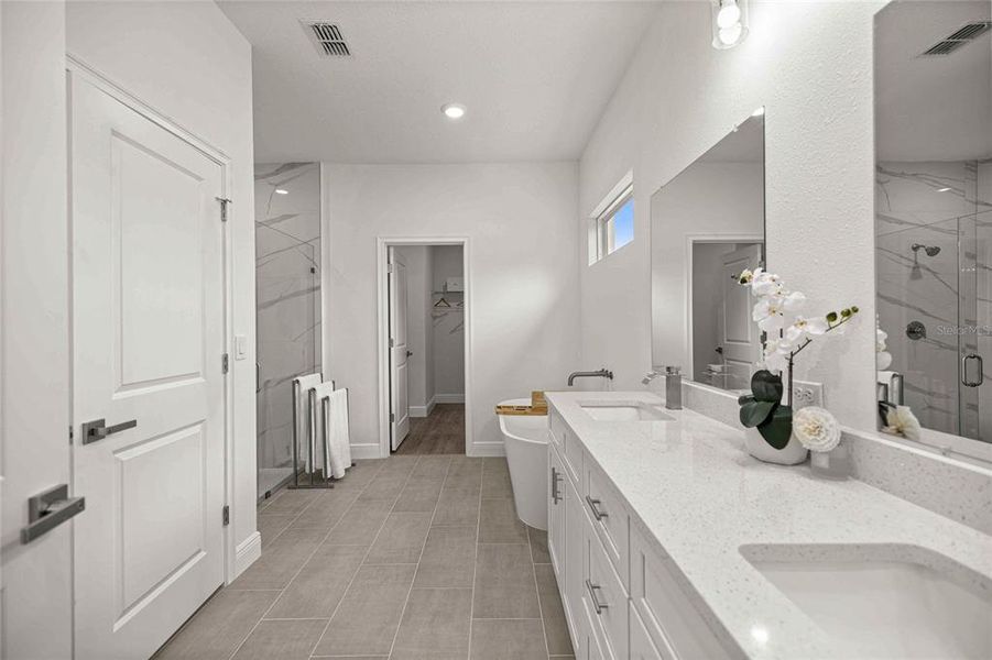 Furnished interior view inside a new home in , Ocala (Image 15).