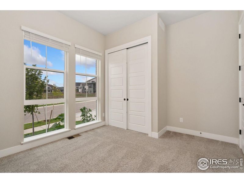 Spacious, unfurnished interior of a new home in , Timnath (Image 31).