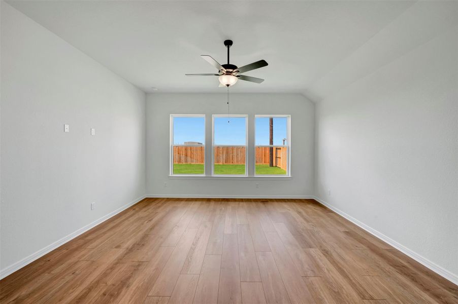 Spacious, unfurnished interior of a new home in Jordan Ranch - Terrace Collection, Fulshear (Image 27).