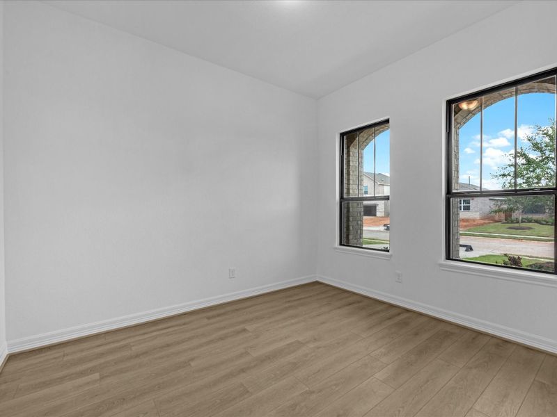 Spacious, unfurnished interior of a new home in Azalea, Brookshire (Image 18).