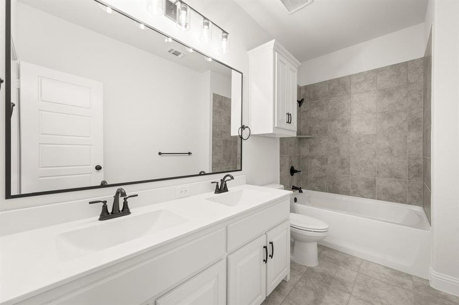 4602 Thistle- Bathroom-1