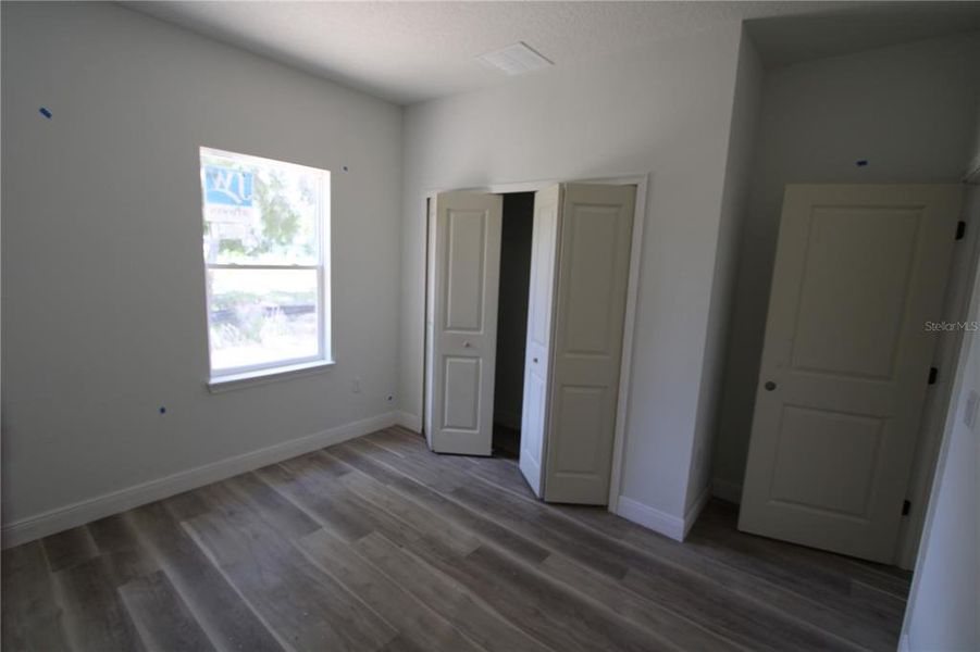 Spacious, unfurnished interior of a new home in , Citrus Springs (Image 24).