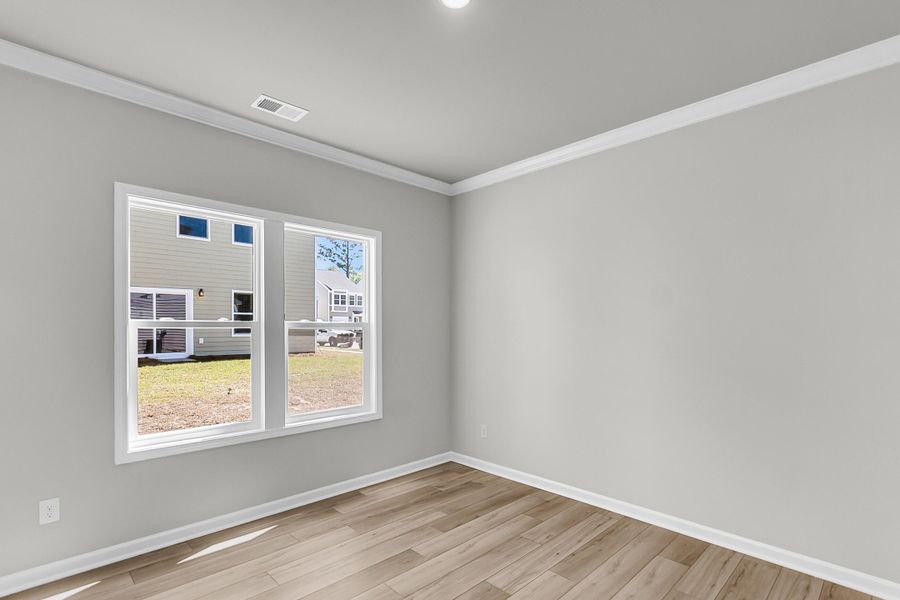 Spacious, unfurnished interior of a new home in Central Creek, Goose Creek (Image 48).