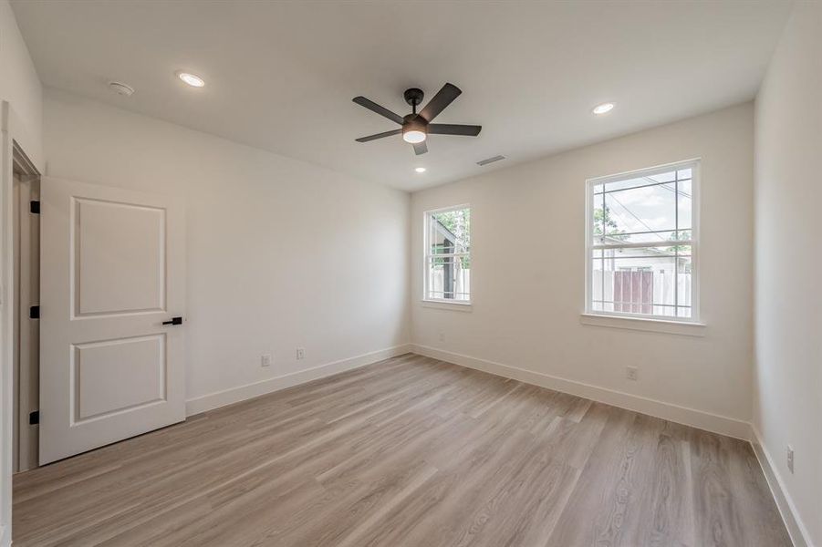 Spacious, unfurnished interior of a new home in , Fort Worth (Image 30). Spacious, unfurnished interior of a new home in , Fort Worth (Image 30).