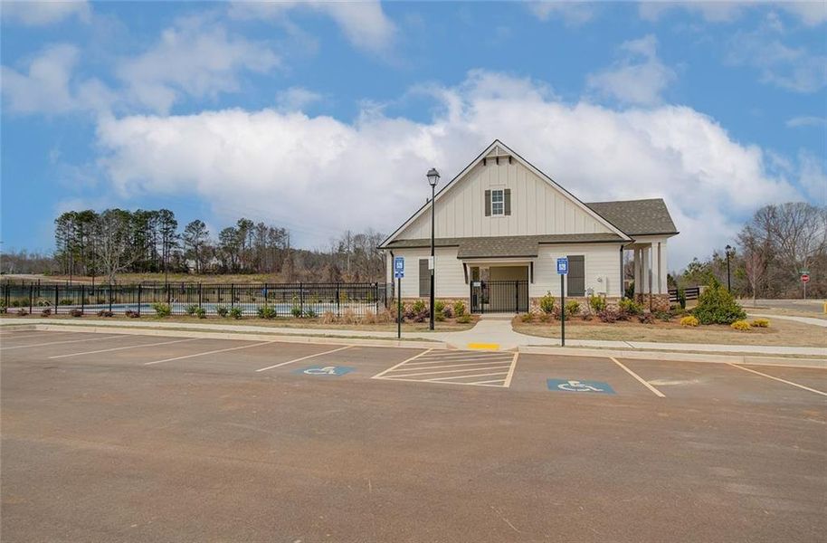 Community amenities in Ponderosa Farms Estates, Gainesville (Image 54).