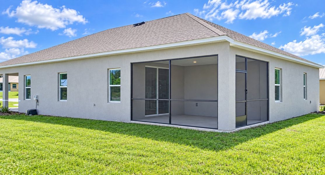 Exterior details and patio area of a home in Marion Oaks, Ocala (Image 24). Exterior details and patio area of a home in Marion Oaks, Ocala (Image 24).