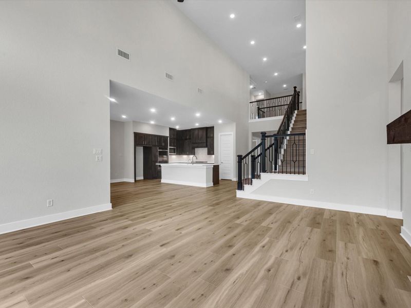 Spacious, unfurnished interior of a new home in Dunham Pointe, Cypress (Image 17).