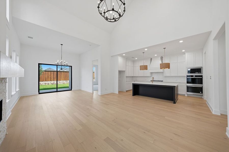 Spacious, unfurnished interior of a new home in Hillside Village, Celina (Image 26).