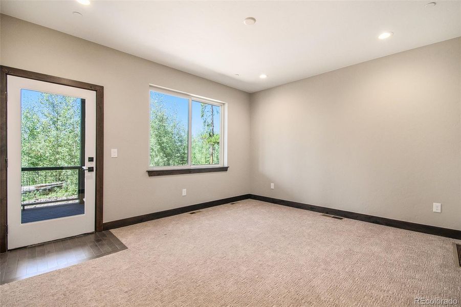Spacious, unfurnished interior of a new home in , Winter Park (Image 17). Spacious, unfurnished interior of a new home in , Winter Park (Image 17).