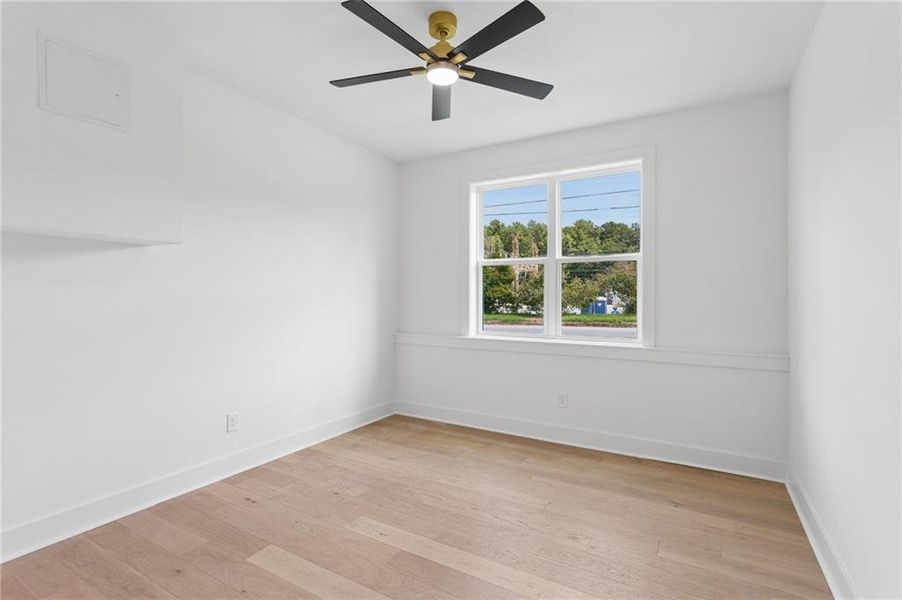 Spacious, unfurnished interior of a new home in , Atlanta (Image 37).