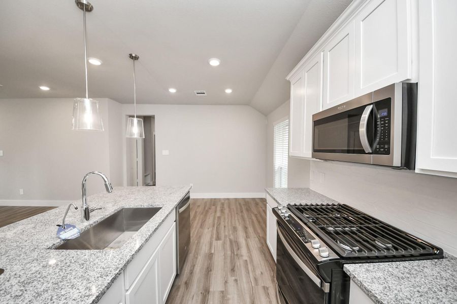 Furnished interior view inside a new home in Sorella: Signature Collection, Tomball (Image 12).