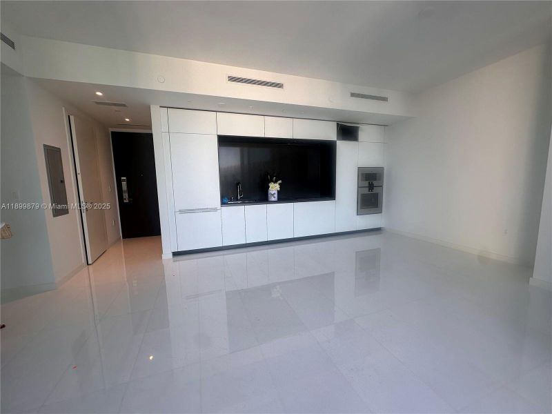 Image 25 of a home in Aston Martin Residences.