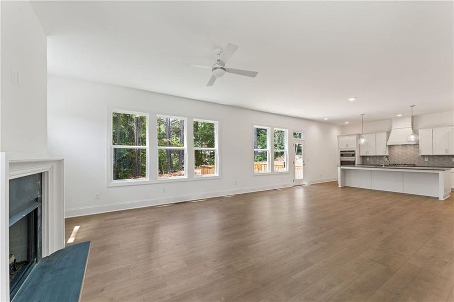 Spacious, unfurnished interior of a new home in , Dallas (Image 19).