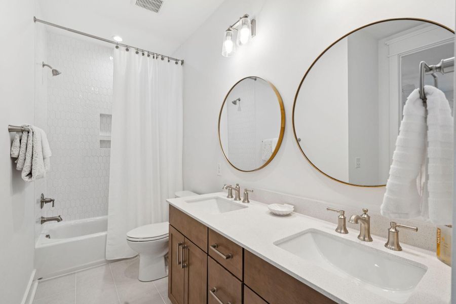 Furnished interior view inside a new home in , Johns Island (Image 49). Furnished interior view inside a new home in , Johns Island (Image 49).