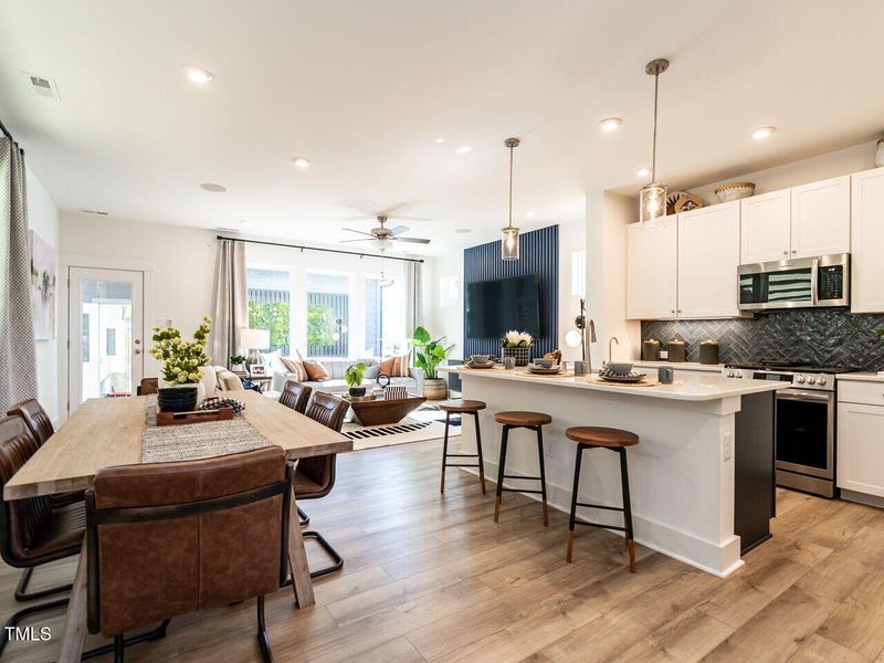 Family/Kitchen/Dining. Similar Home