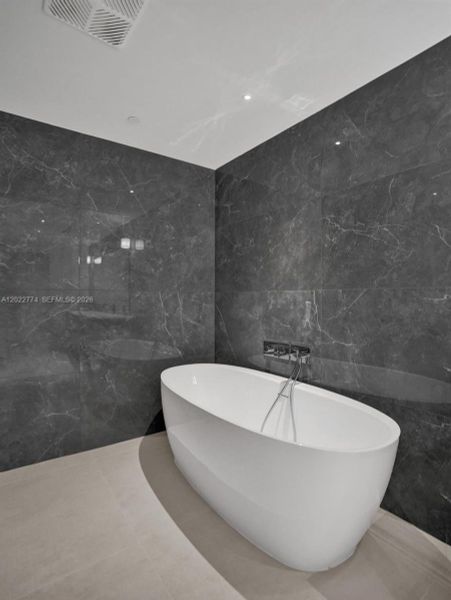 Close-up of interior finishes inside a home in , Pompano Beach (Image 13).