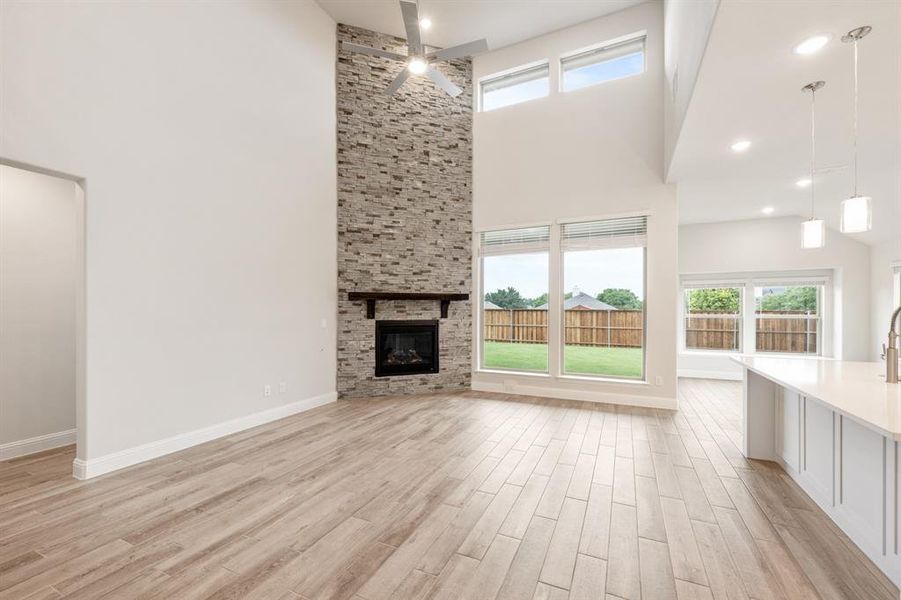 Spacious, unfurnished interior of a new home in Terracina, Rockwall (Image 36).