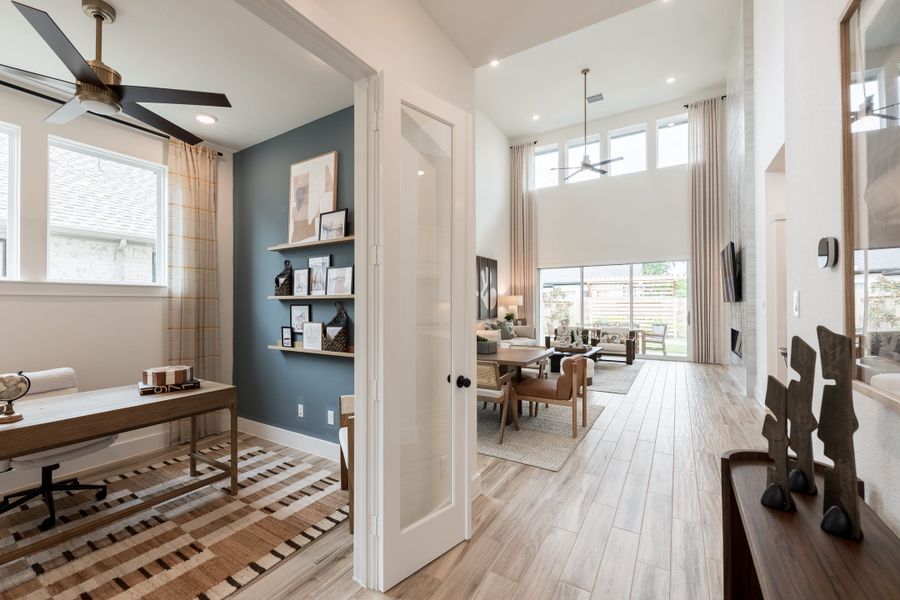 Representative furnished interior of a home built from the Hawk by Tri Pointe Homes in Sienna 45', Missouri City (Image 8). Representative furnished interior of a home built from the Hawk by Tri Pointe Homes in Sienna 45', Missouri City (Image 8).