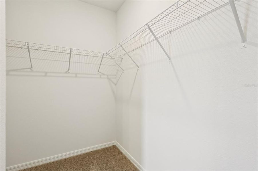 Spacious, unfurnished interior of a new home in Hamilton Bluff - Signature Series, Lake Hamilton (Image 27).