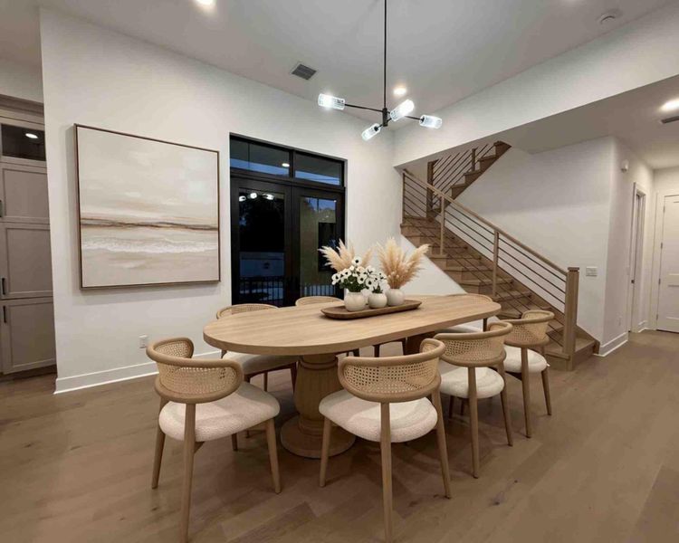 Dining Room Virtual Staging