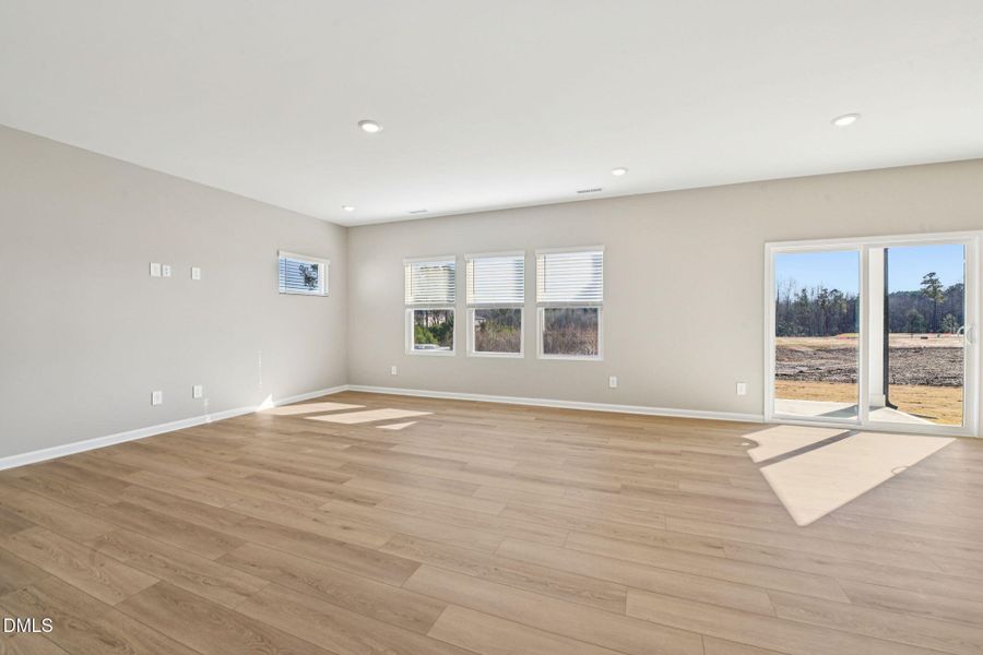 6-web-or-mls-Raleigh - Watkins Glen- 403