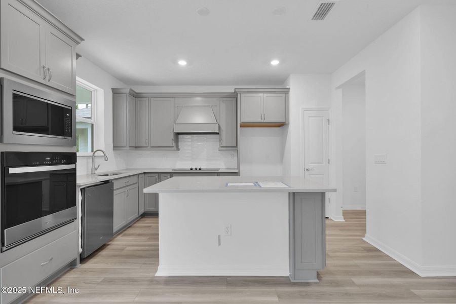 Furnished interior view inside a new home in Hyland Trail, Green Cove Springs (Image 10).