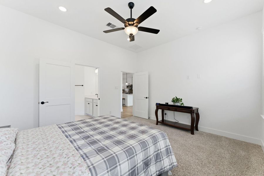 Furnished interior view inside a new home in Wood Leaf Reserve, Tomball (Image 16).