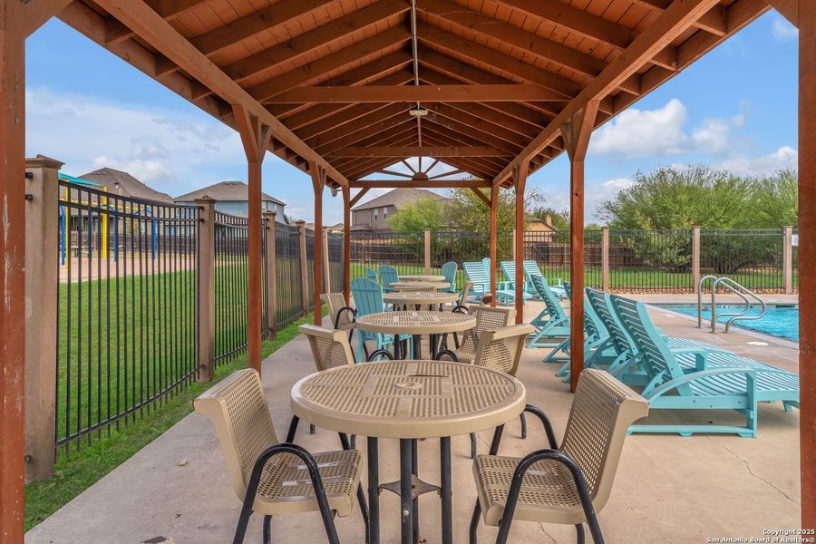 Community amenities in Saddle Creek Ranch, Cibolo (Image 39). Community amenities in Saddle Creek Ranch, Cibolo (Image 39).