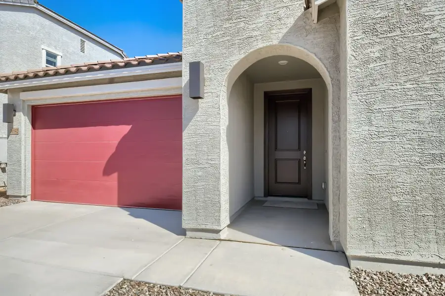 1,705sf New Home in Maricopa, AZ.  - Slide 4