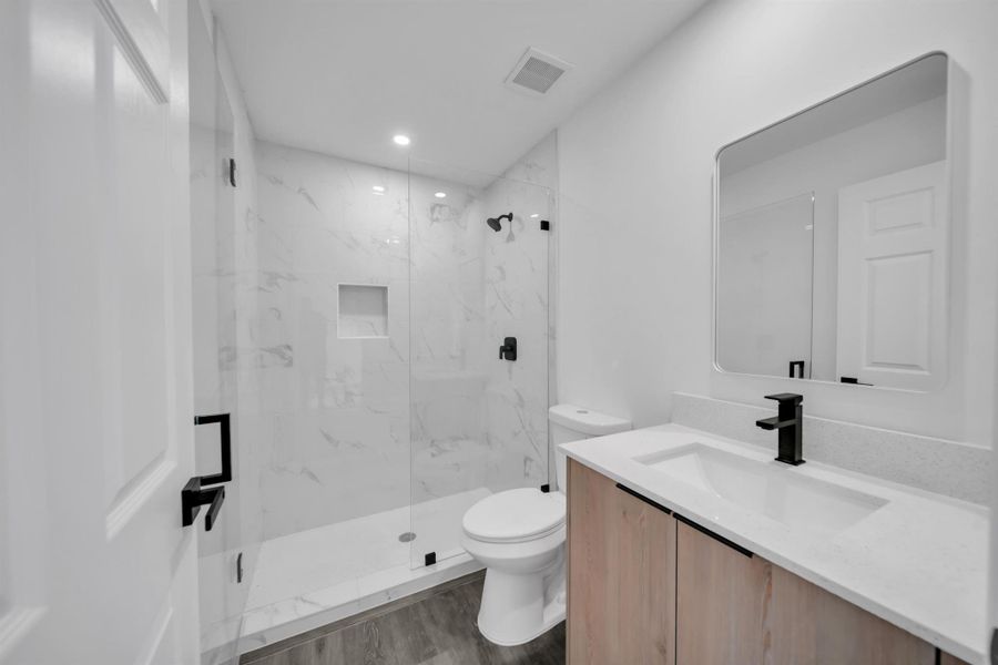 Furnished interior view inside a new home in , Lehigh Acres (Image 11). Furnished interior view inside a new home in , Lehigh Acres (Image 11).