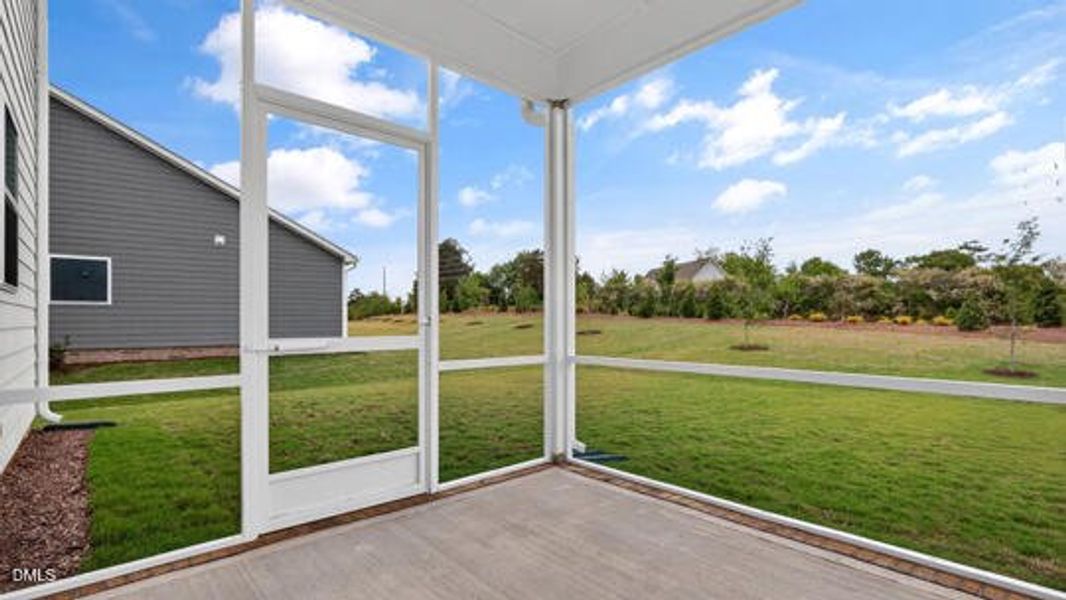 Manors at Haywood Glen_Lucas G_301_White