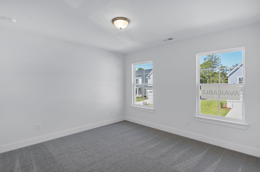 Spacious, unfurnished interior of a new home in Ashton Lakes, Lexington (Image 36).