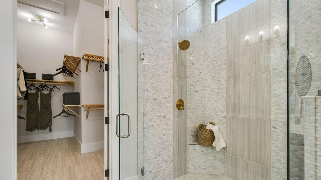 MOS-Madison Model - Owner's Bath 2