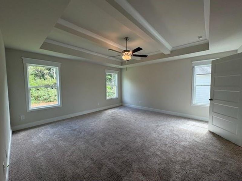 Spacious, unfurnished interior of a new home in Greenefield, Cartersville (Image 9).