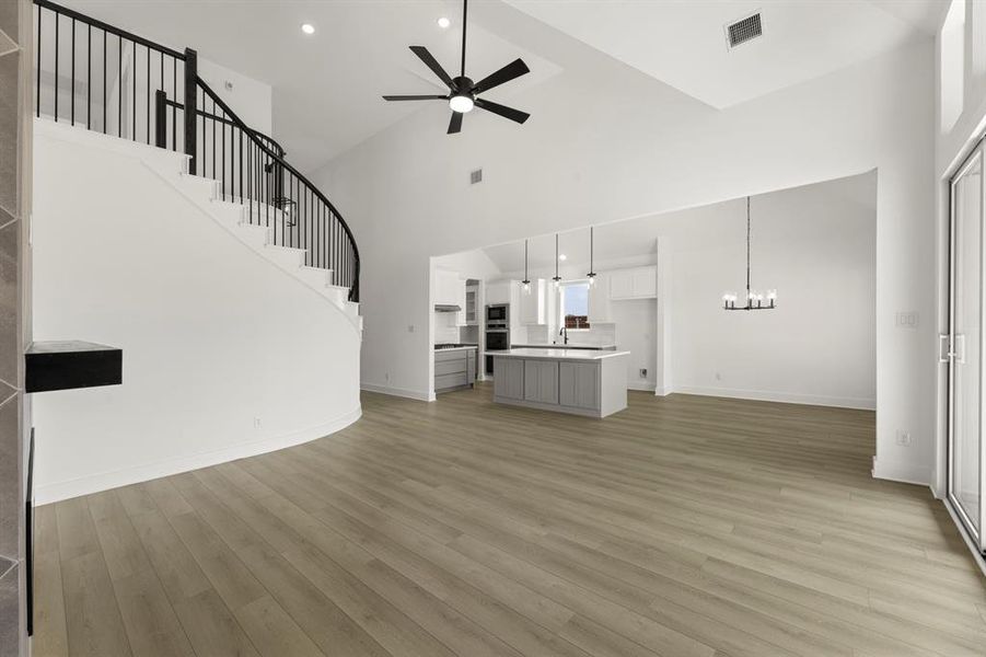 15. 2391 Bell - Family (3) 15. 2391 Bell - Family (3)