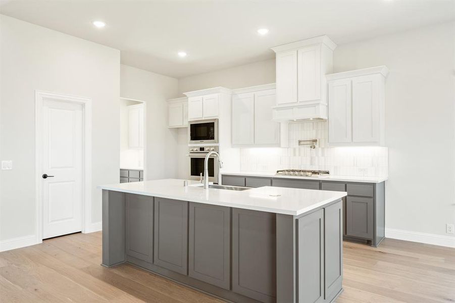 Furnished interior view inside a new home in Rockwood, Mansfield (Image 14).