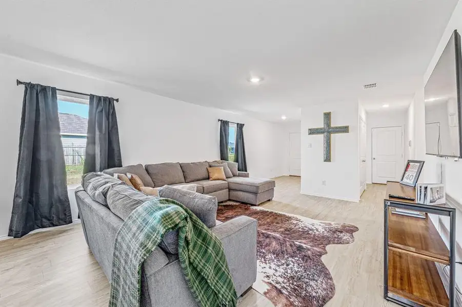 Furnished interior view inside a new home in South Oak Grove: Cottage Collection, Fort Worth (Image 5). Furnished interior view inside a new home in South Oak Grove: Cottage Collection, Fort Worth (Image 5).