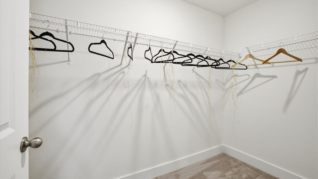 Representative unfurnished interior of a home built from the Aisle by D.R. Horton in Price's Point, Knoxville (Image 18).